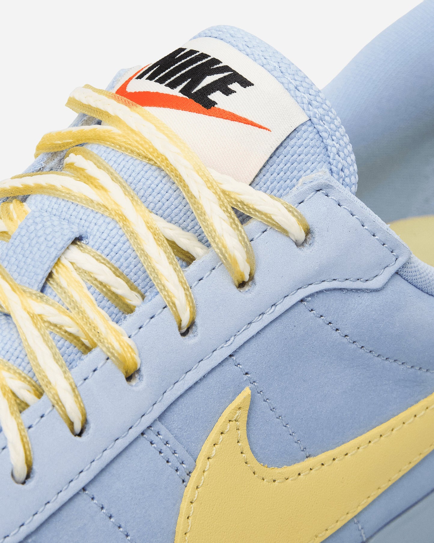 Astrograbber Sneakers Aluminum / Soft Yellow