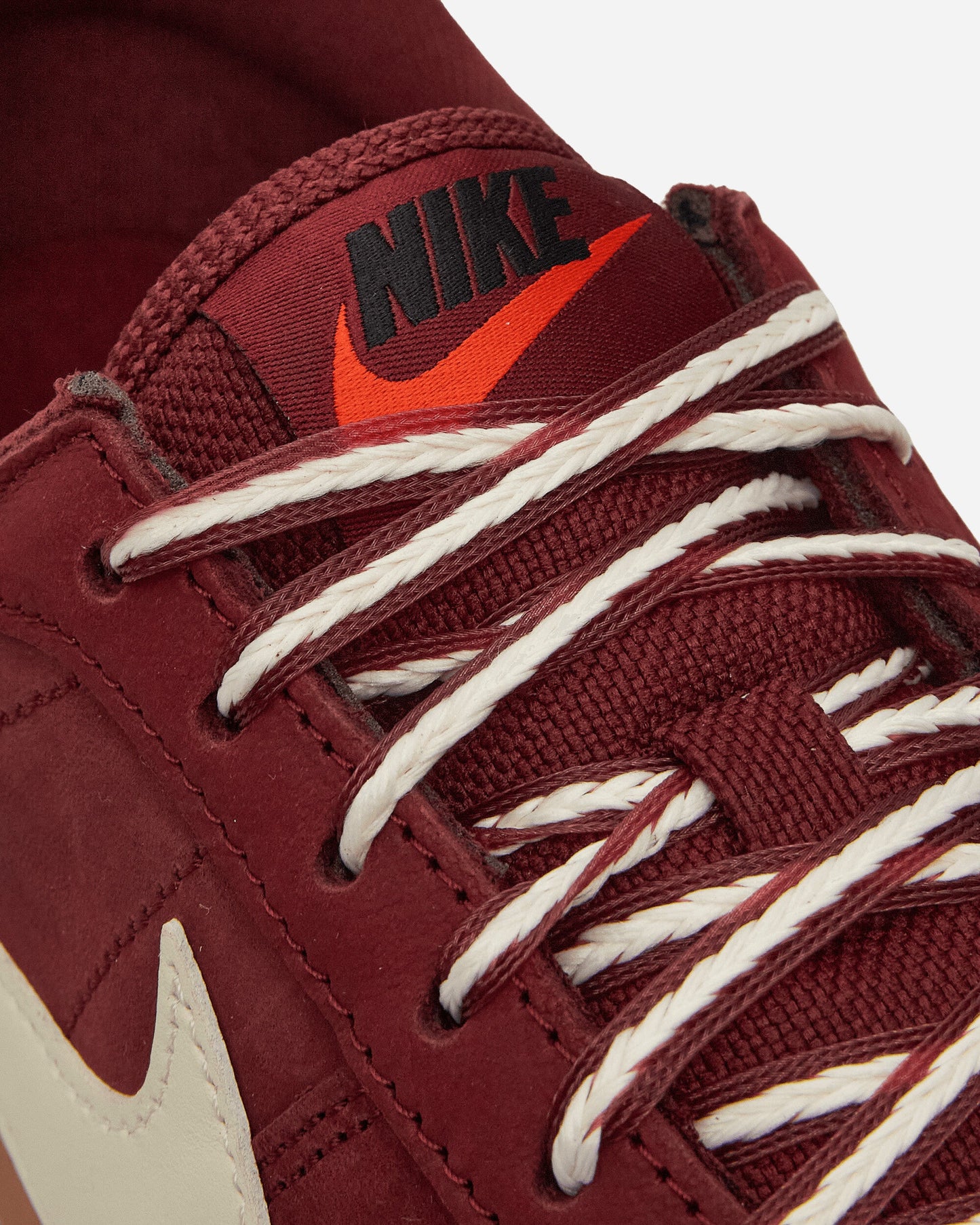 Astrograbber Sneakers Dark Team Red / Coconut Milk