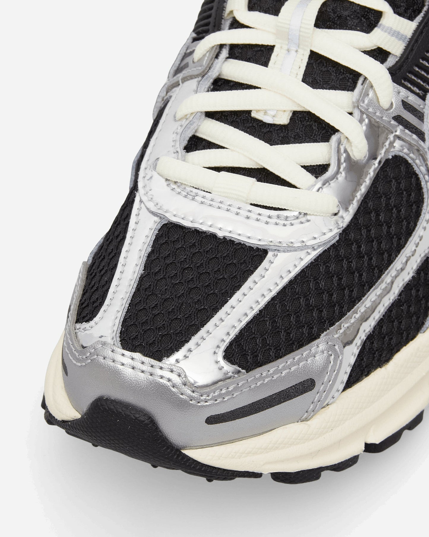Zoom Vomero 5 Sneakers Black / Metallic Silver / Coconut Milk / Chrome