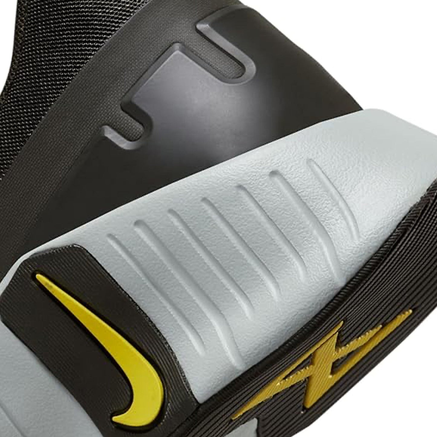 Nike Free Metcon 5 'Sequoia High Voltage' (2023)