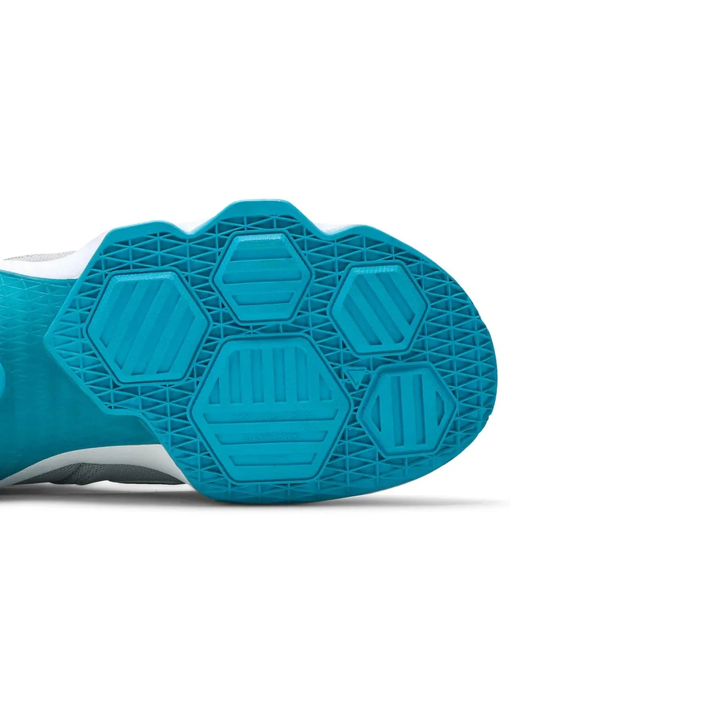 LeBron 13 'Blue Lagoon' (2015)