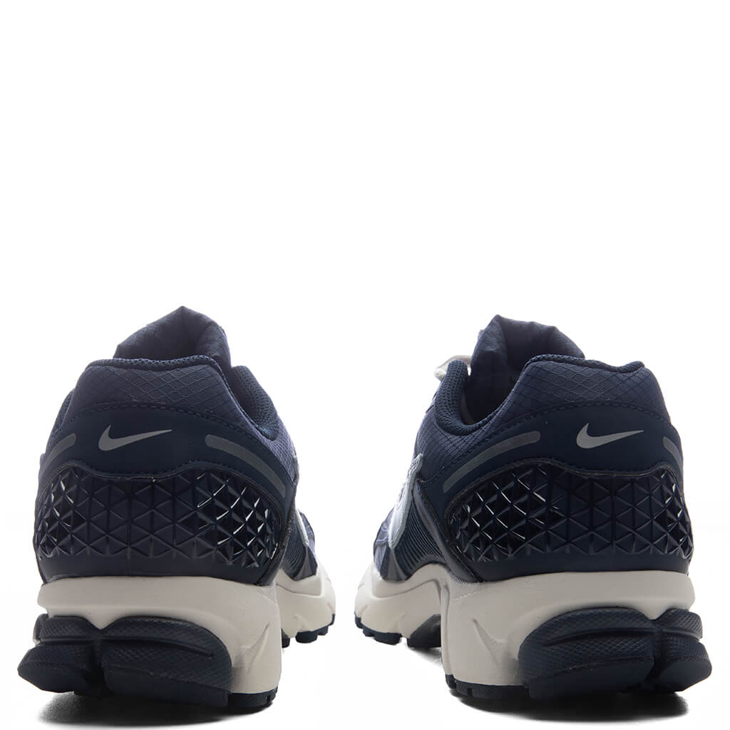 Zoom Vomero 5 SE - Blue Void/Metallic Silver/Midnight Navy