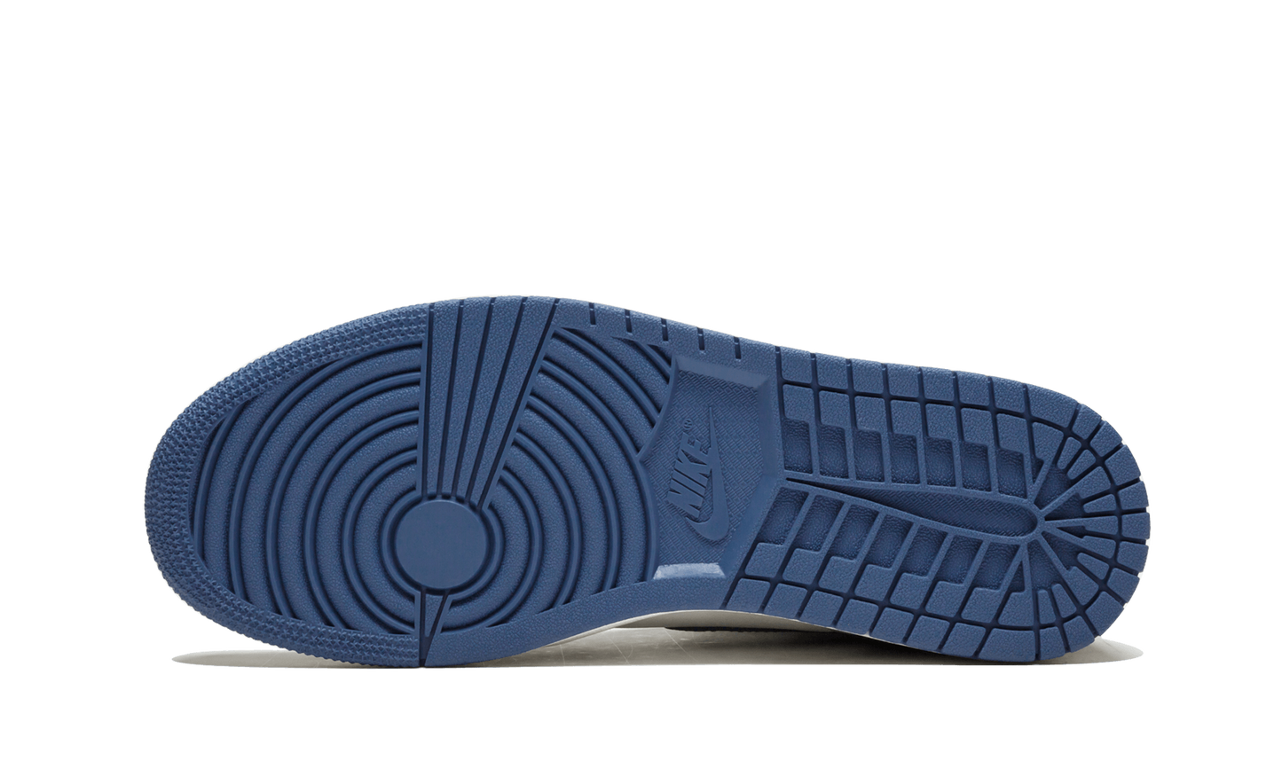 1 Retro High OG "Promo Box - BLUE MOON"