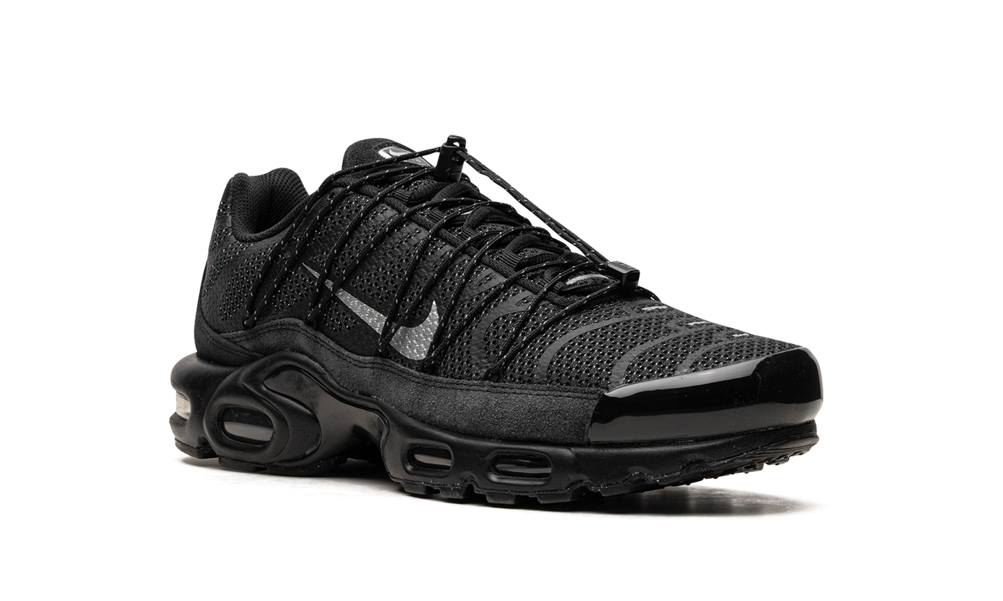 Air Max Plus Utility "Black Metallic" FD0670 001