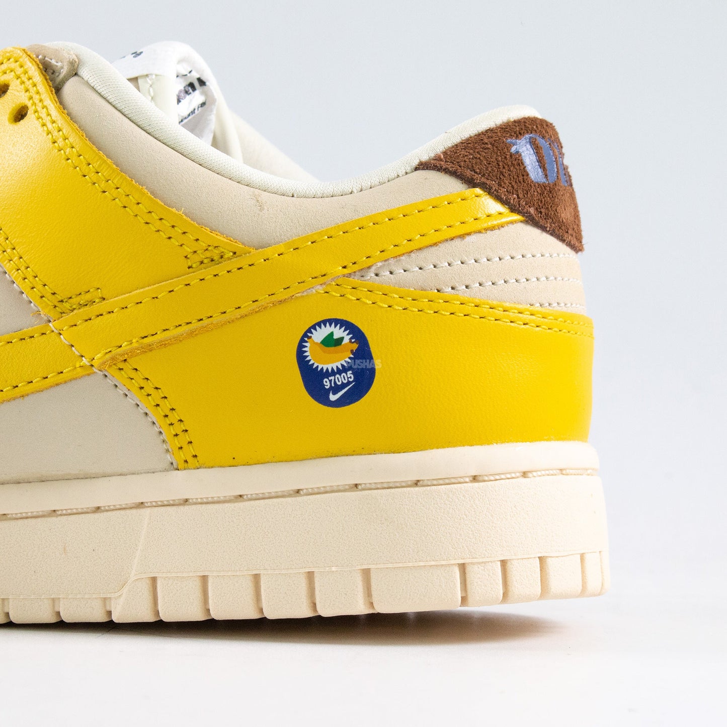 Dunk Low 'Banana' Women's (2022)