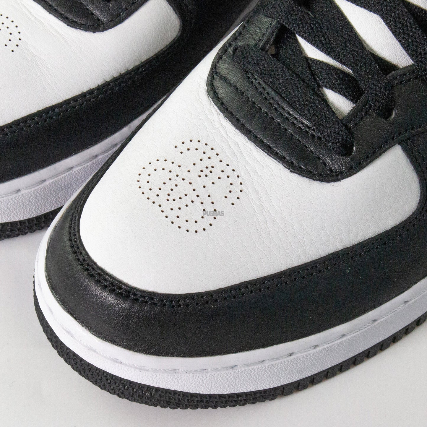 Air Force 1 Mid Stussy 'Light Bone Black' (2022)