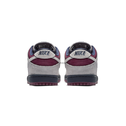 Dunk Low 'Atmosphere Grey True Berry' (2019)