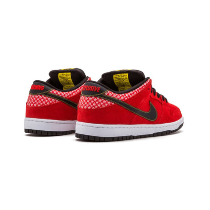 Dunk Low 'Red Firecracker' (2013)
