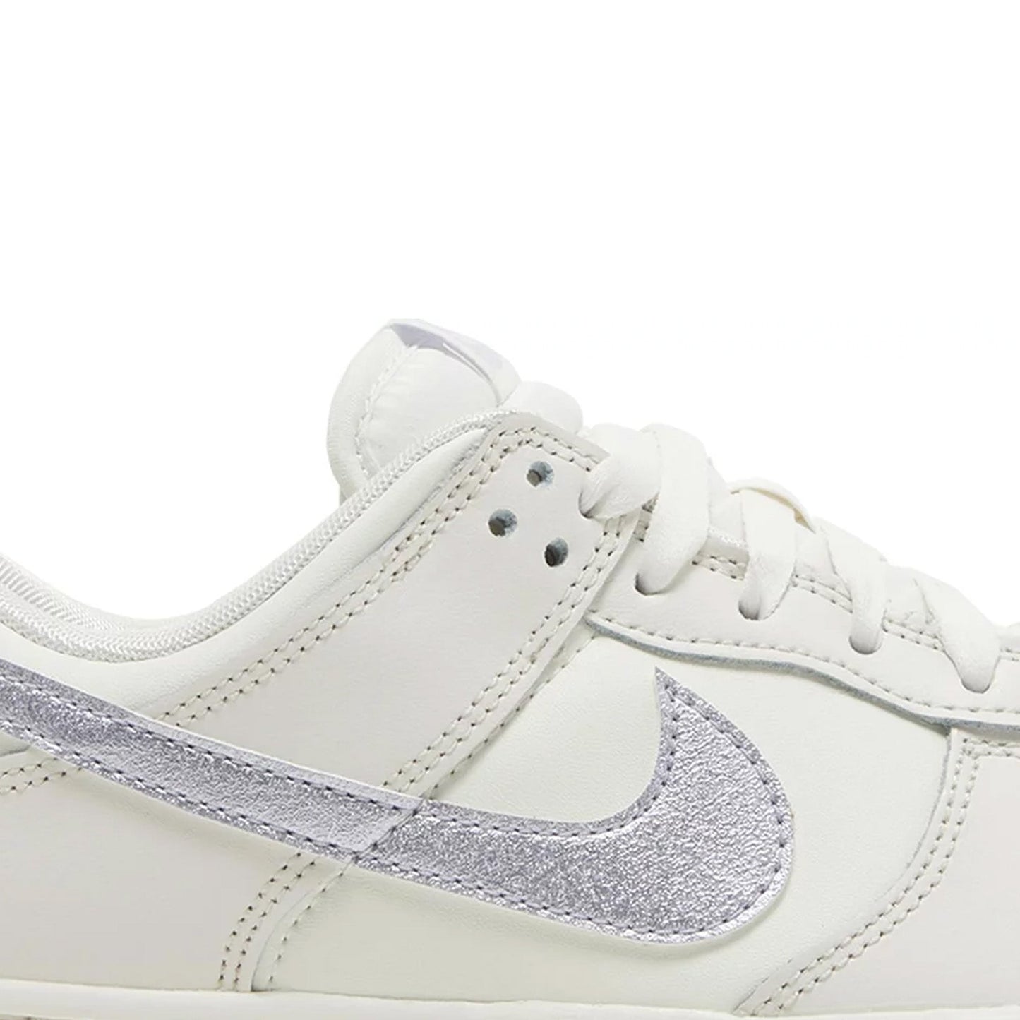 Dunk Low Essential 'Sail Oxygen Purple' Women's (2023)