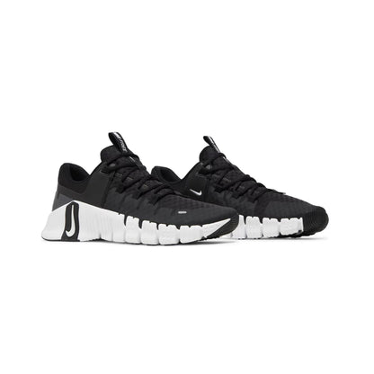 Free Metcon 5 'Black White' (2023)