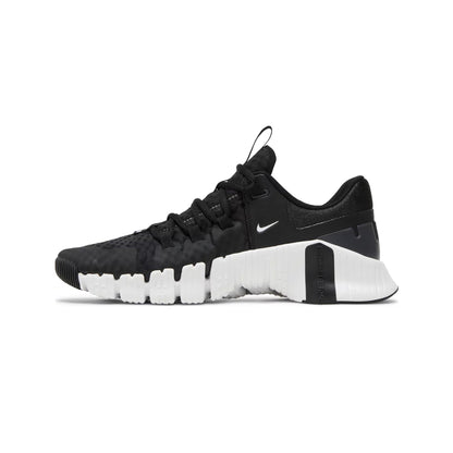 Free Metcon 5 'Black White' (2023)