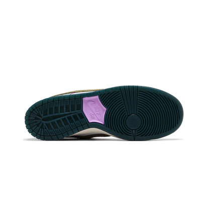 Dunk Low Alexis Sablone 'Chameleon' (2024)
