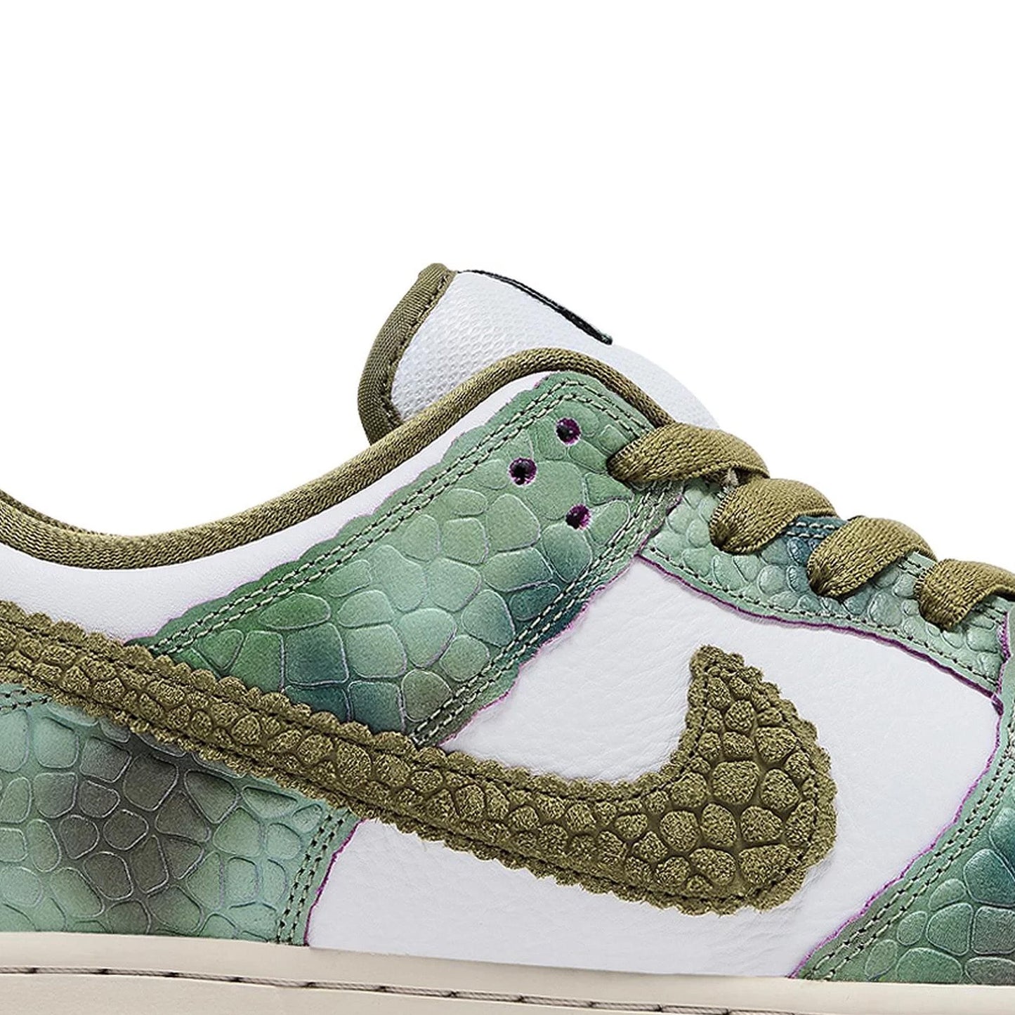 Dunk Low Alexis Sablone 'Chameleon' (2024)