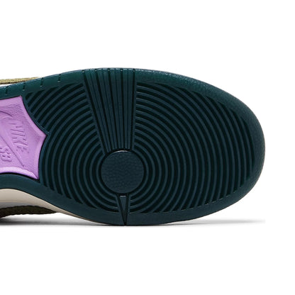 Dunk Low Alexis Sablone 'Chameleon' (2024)