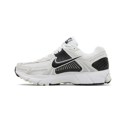 Zoom Vomero 5 'White Black' (2024)