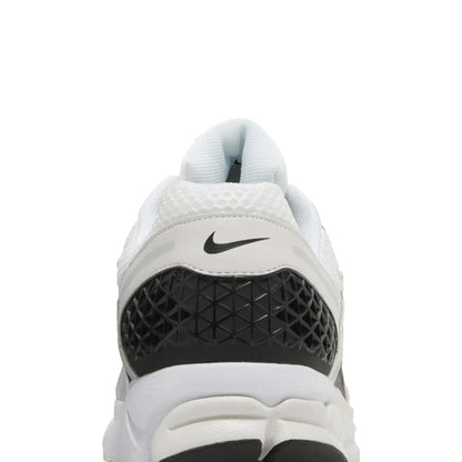 Zoom Vomero 5 'White Black' (2024)