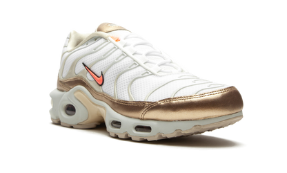 AIR MAX PLUS WMNS "Metallic Rose Gold" CJ9980 100