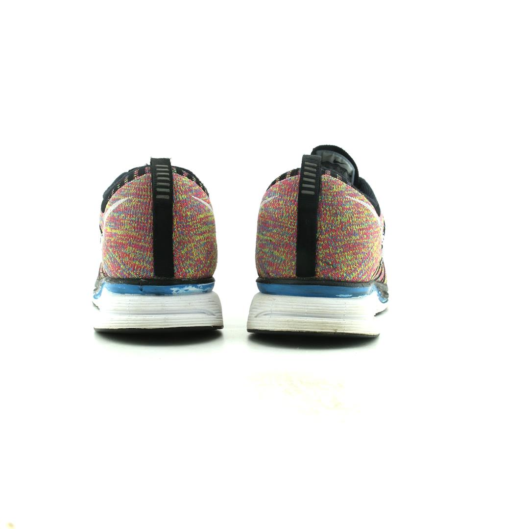 FLYKNIT TRAINER+