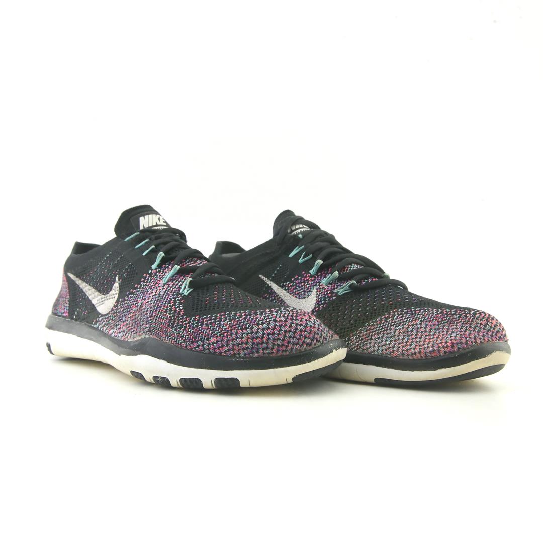 FLYKNIT 2 FREE FOCUS