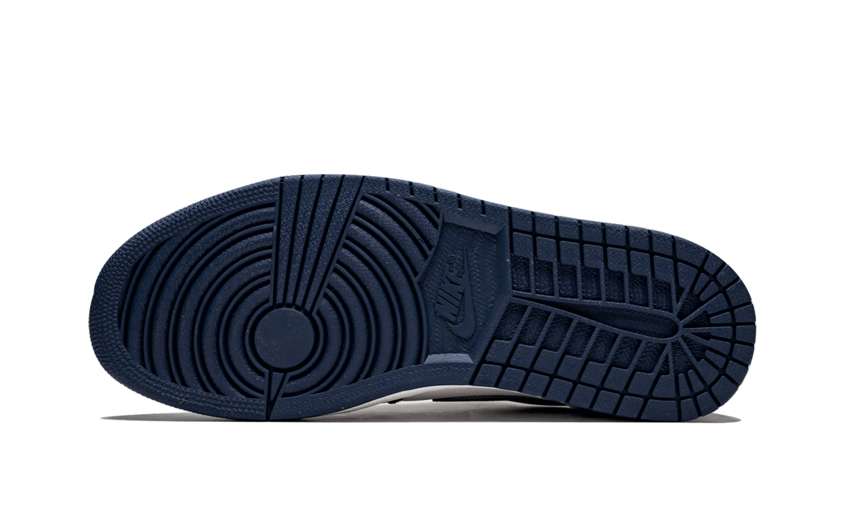 1 Low SB "Midnight Navy" CJ7891 400