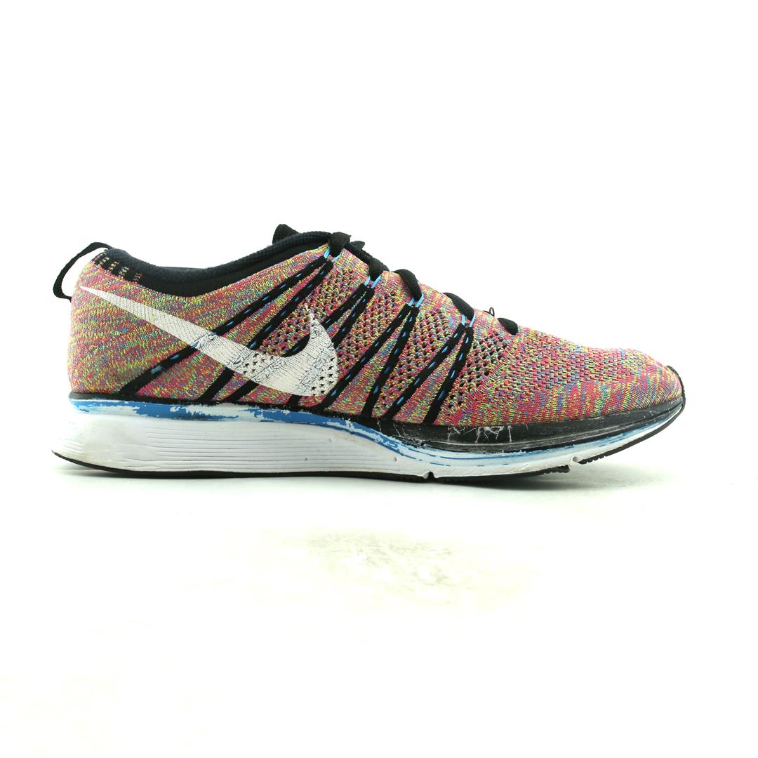 FLYKNIT TRAINER+