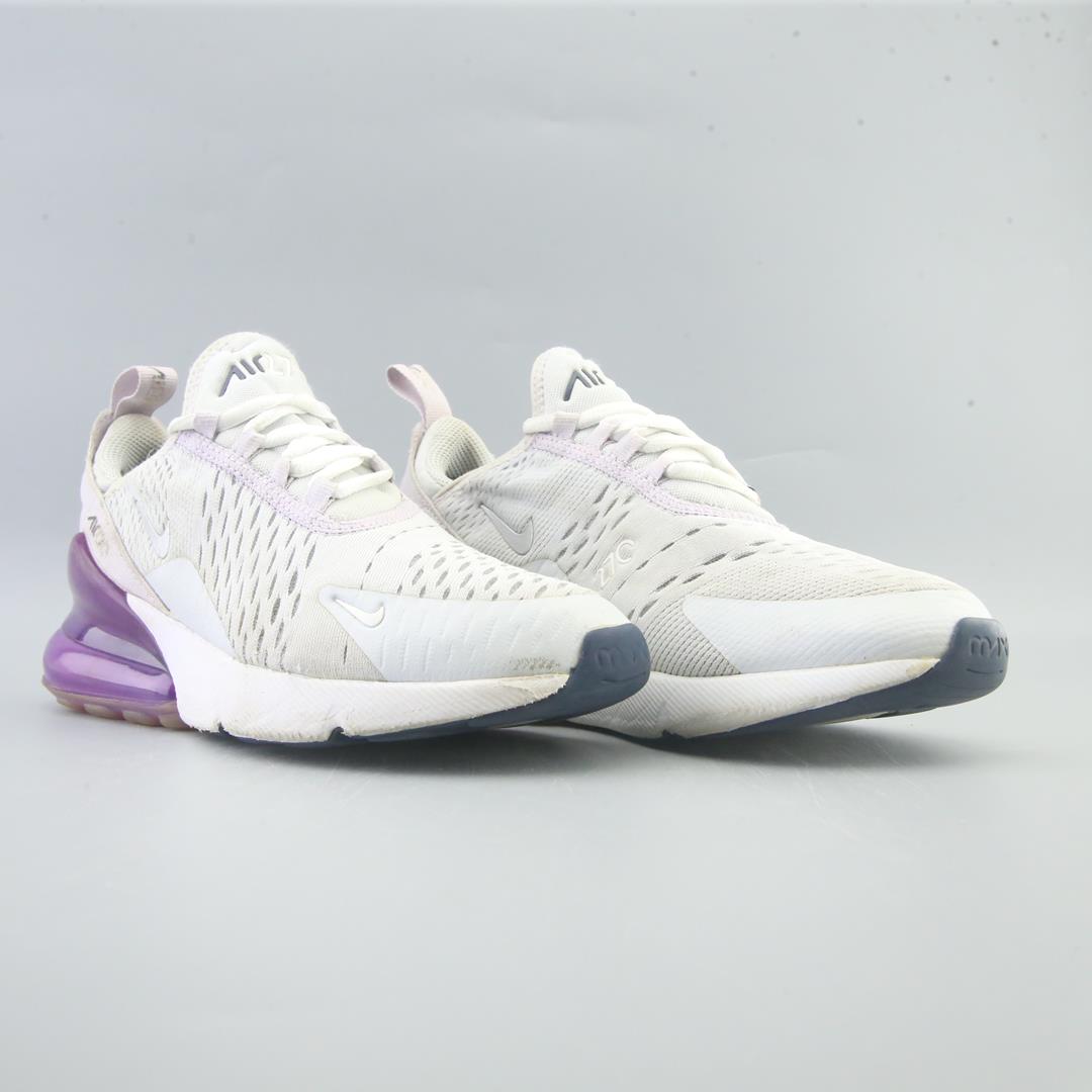 AIR MAX 270