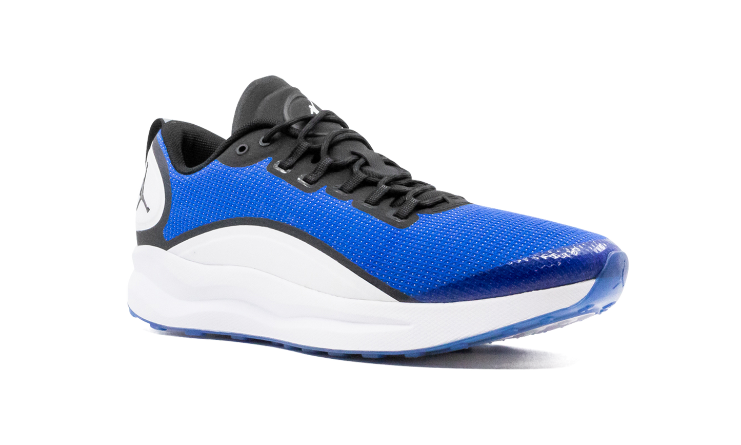 Zoom Tenacity AH8111 401