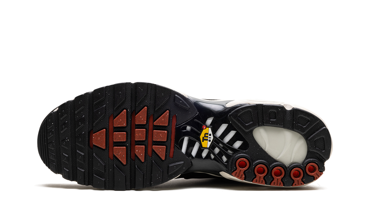 Air Max Plus "Cargo Khaki" FB9722 300
