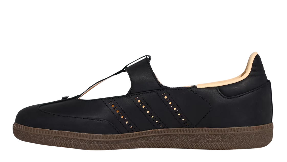 Samba Jane Core Black Gum (Women's)