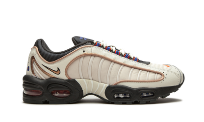 Air Max Tailwind 4 SE "Roman Numerals" CJ9681 001