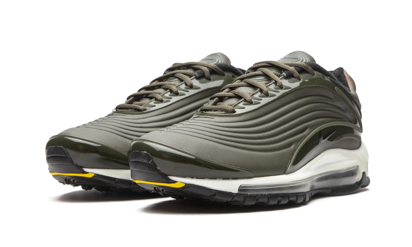 Air Max Deluxe SE AO8284 300