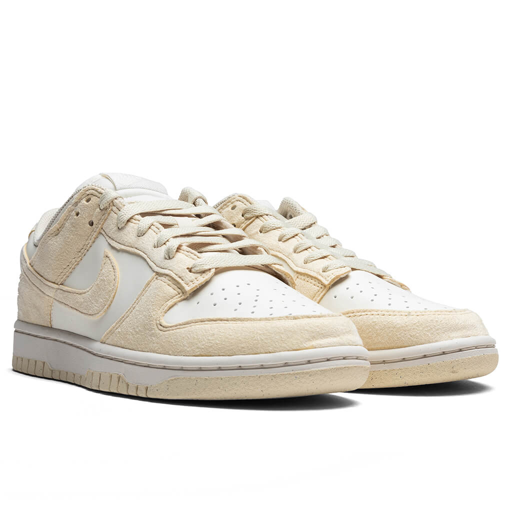 Women's Dunk Low - Soft Pear/Beach/Pale Ivory/White