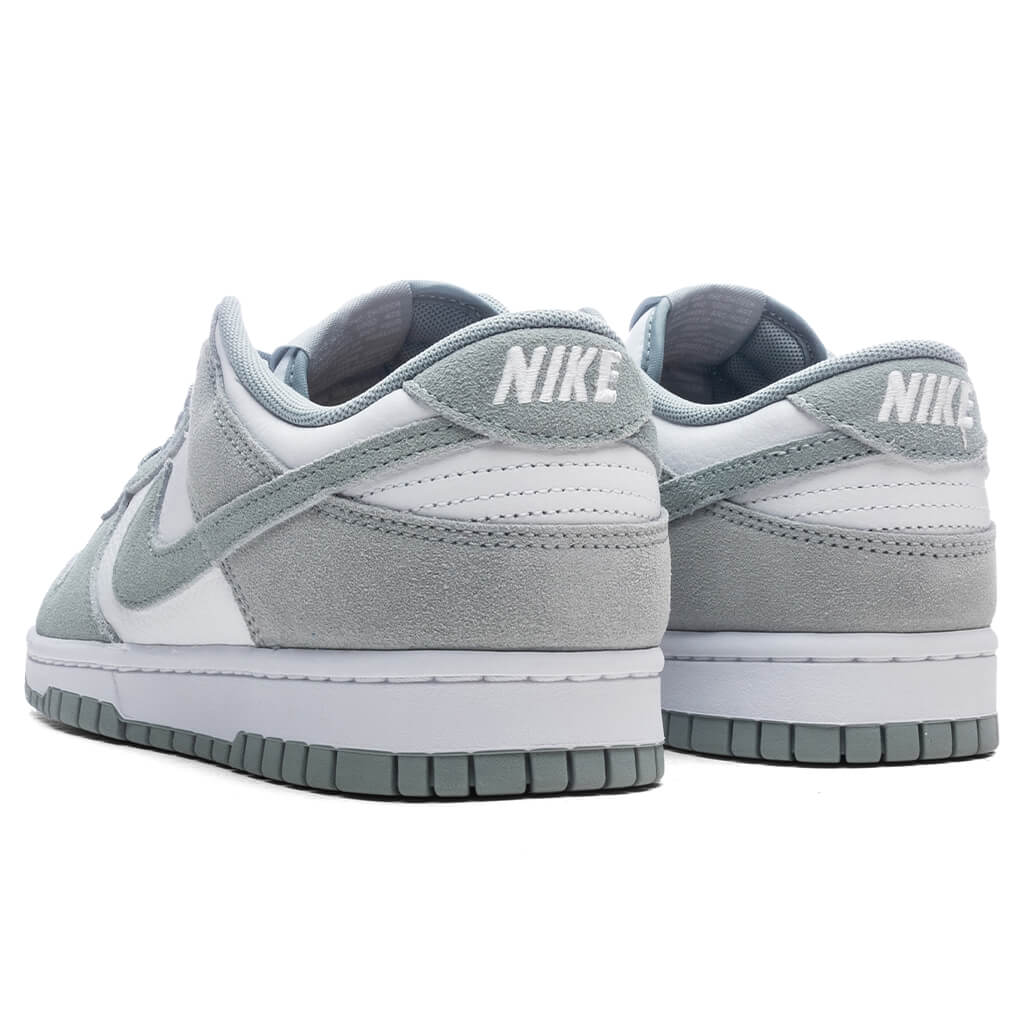 Dunk Low Retro SE - White/Light Pumice