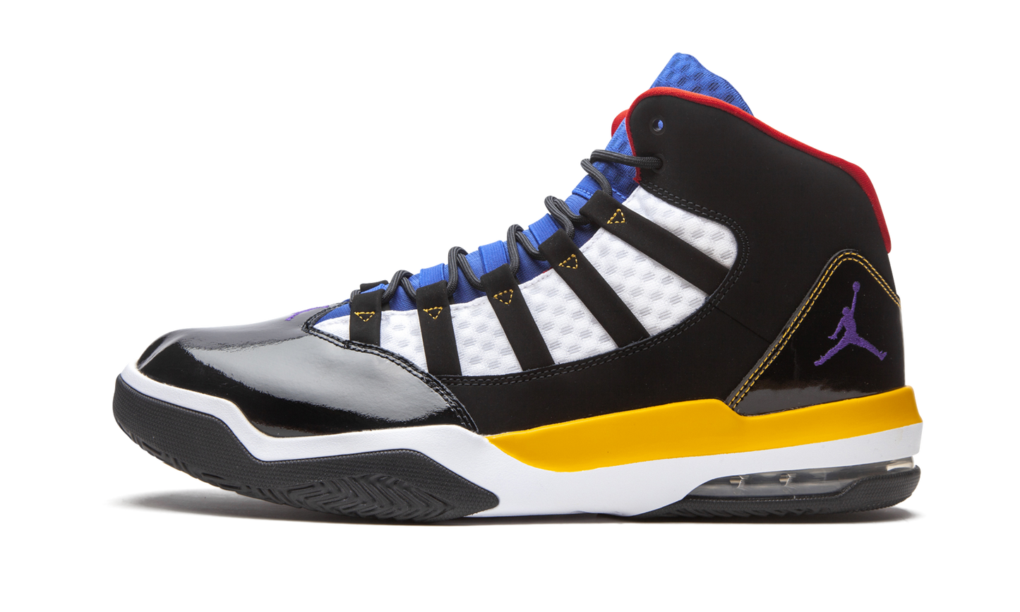Max Aura CQ9451 001
