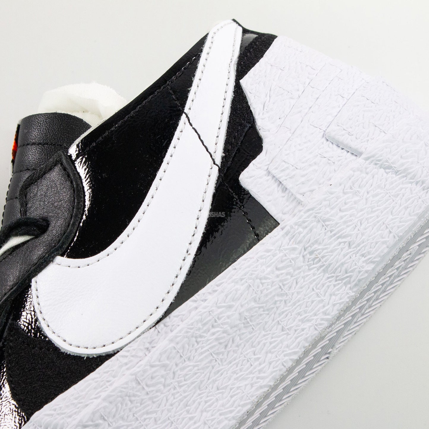 Blazer Low x Sacai 'Black Patent Leather' (2022)