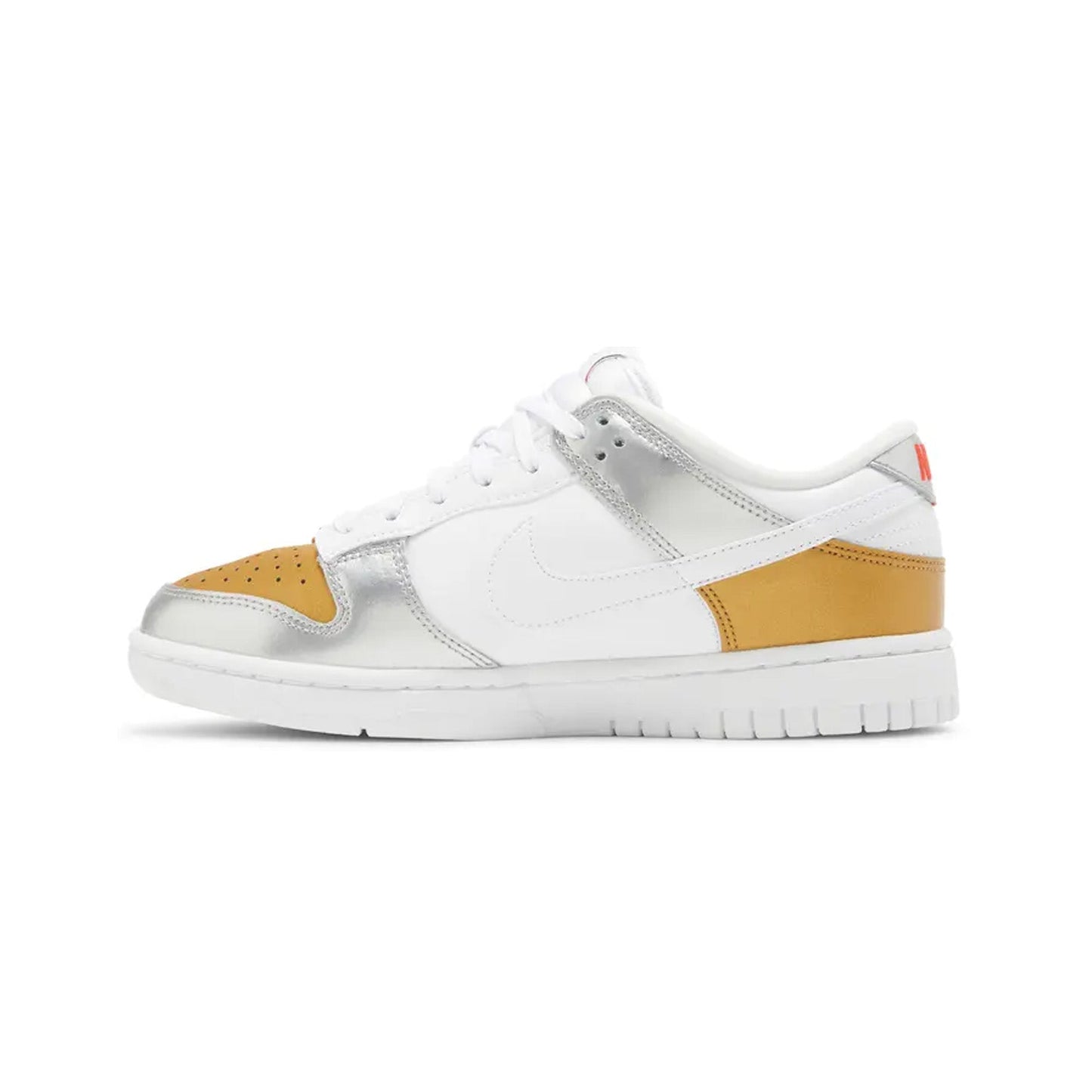 Dunk Low 'Heirloom' W (2022)