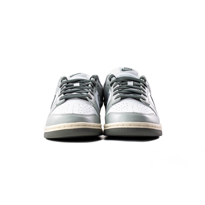 Dunk Low 'Light Smoke Grey' Women's (2022)