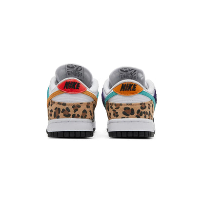 Dunk Low SE 'Safari' W (2022)