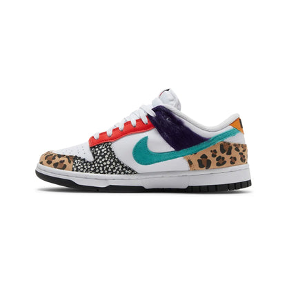 Dunk Low SE 'Safari' W (2022)