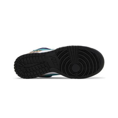 Dunk Low SE 'Safari' W (2022)
