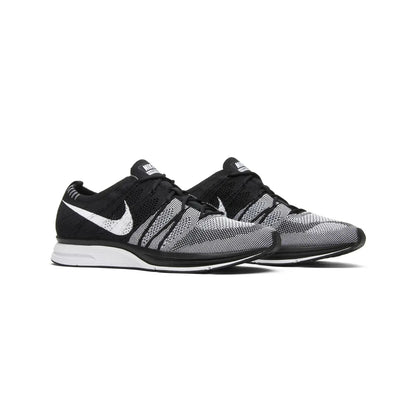 Flyknit Trainer 'Oreo' (2018)