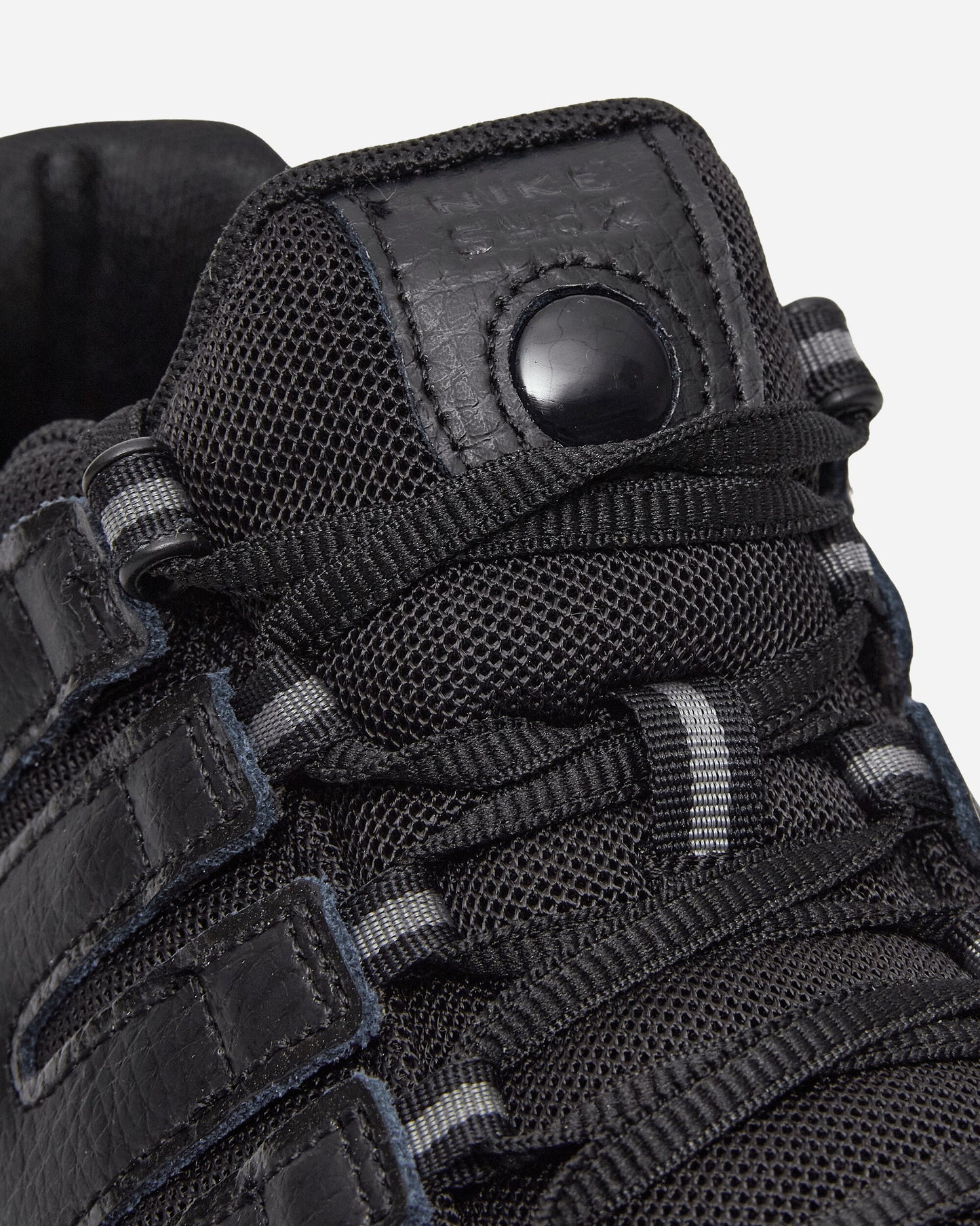 Shox NZ Sneakers Black
