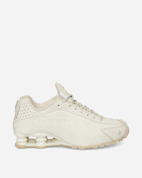 Shox R4 Sneakers Natural / Metallic Silver