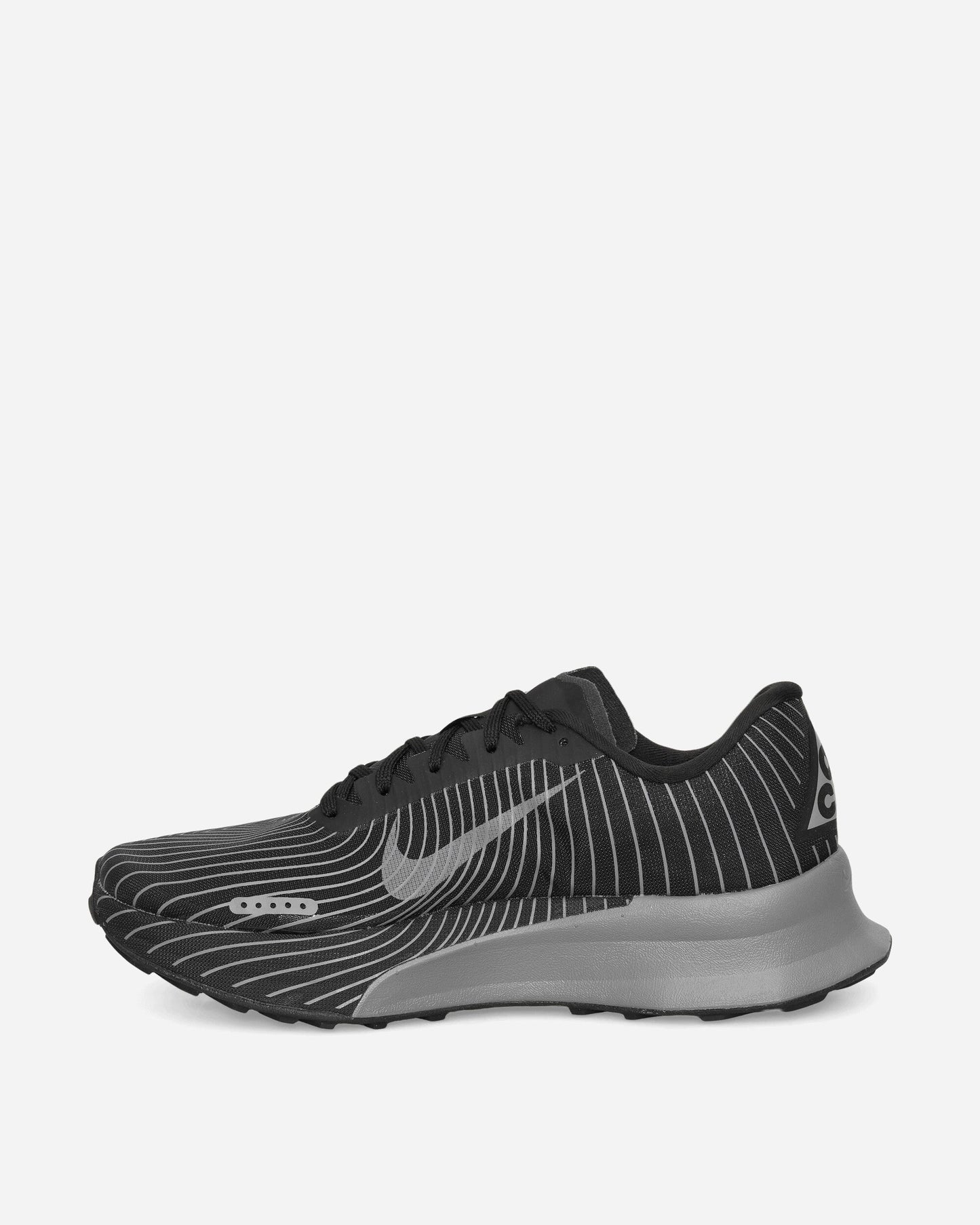 ACG Ultrafly Trail Sneakers Black / Photon Dust