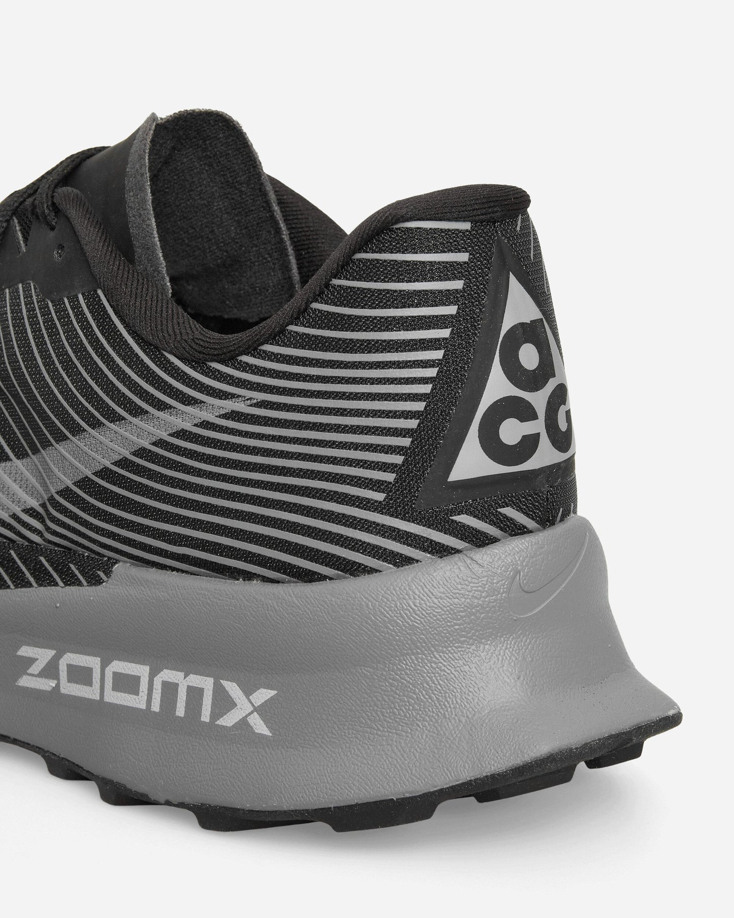 ACG Ultrafly Trail Sneakers Black / Photon Dust