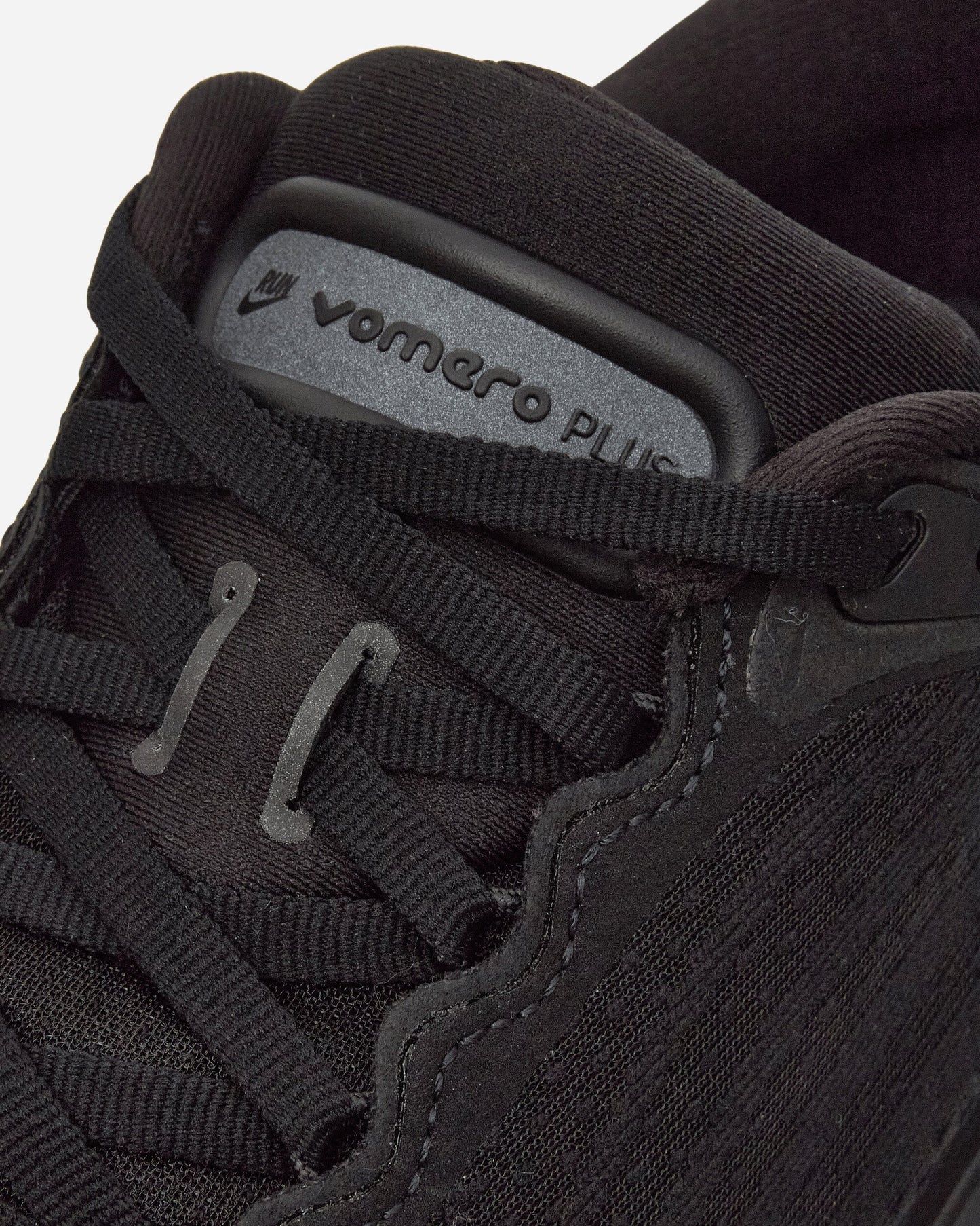 Vomero Plus Sneakers Black
