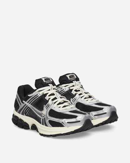 Zoom Vomero 5 Sneakers Black / Metallic Silver / Coconut Milk / Chrome
