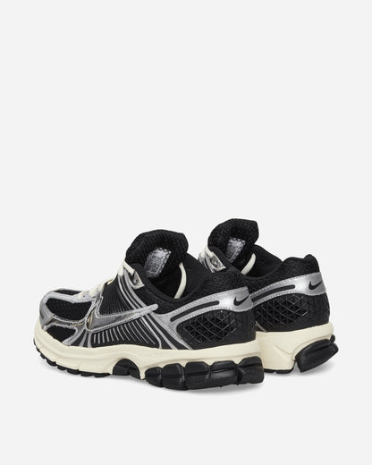 Zoom Vomero 5 Sneakers Black / Metallic Silver / Coconut Milk / Chrome