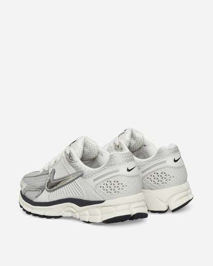Women's Zoom Vomero 5 Sneakers Photon Dust / Metallic Silver