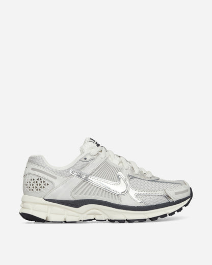 Women's Zoom Vomero 5 Sneakers Photon Dust / Metallic Silver
